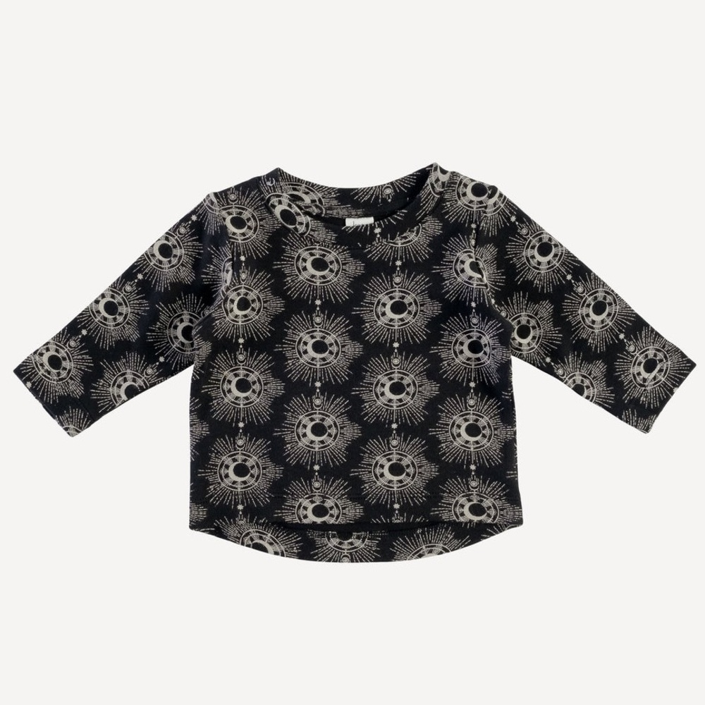NWT Kate Quinn long sleeve essential boxy tee | cosmic moon - 12-18m